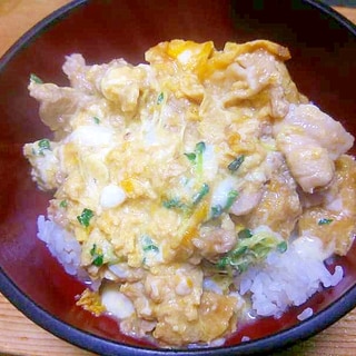 豚玉丼/かいわれ油揚げ